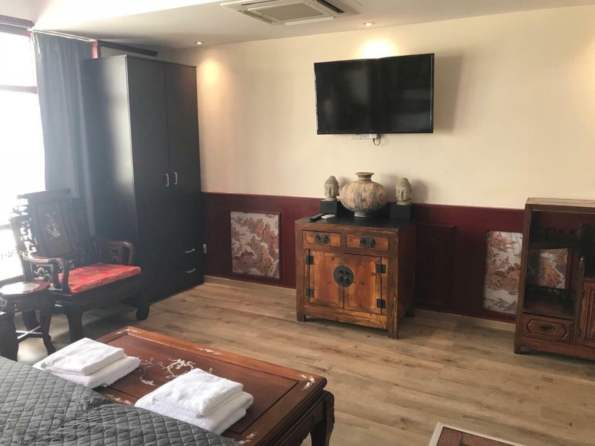 Buddha Suites Paphos Buitenkant foto